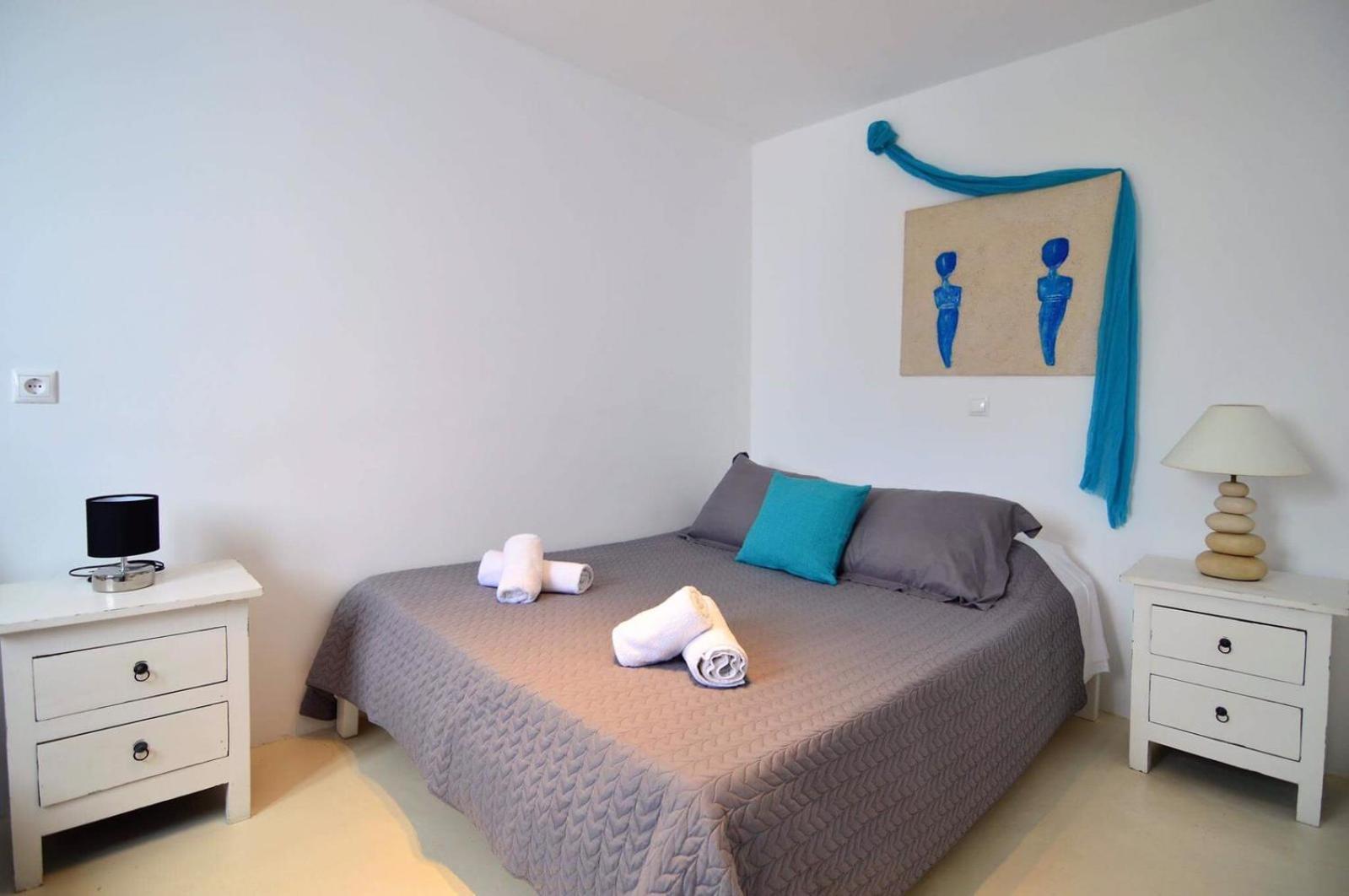 Blue Heart Mykonos Up To 10 People Location